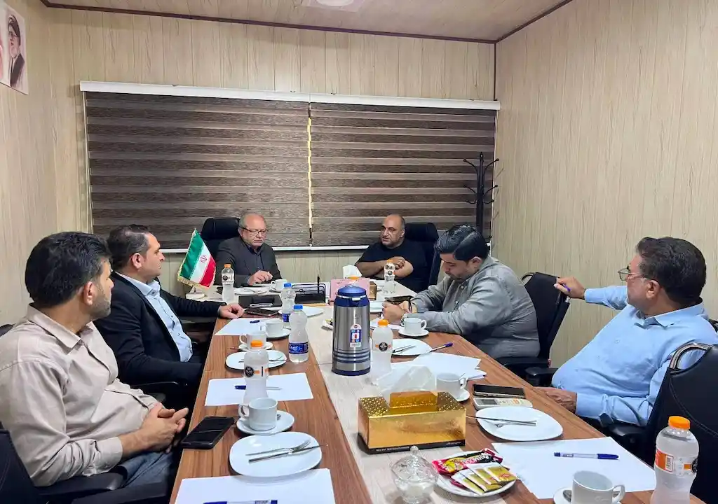 تأکید فرماندار قشم بر تقویت زیرساختها برای توسعه گردشگری