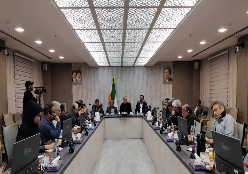 پایان صف‌های طولانی پمپ‌بنزین‌های هرمزگان تا پایان مرداد مجوز احداث جایگاه‌های جدید صادر شد