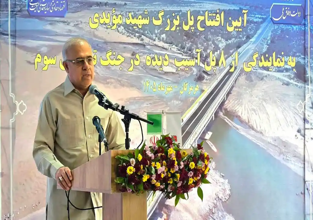 آشوری: بازگشایی هشت پل آسیب‌دیده هرمزگان در ۵۵ روز حاصل کار جمعی بود